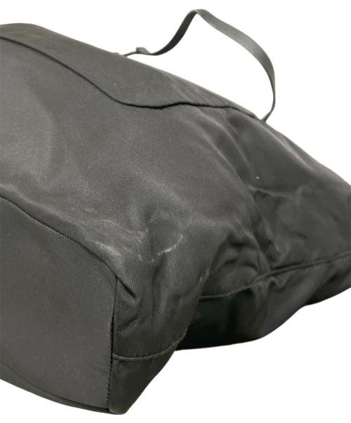 PRADA（プラダ）PRADA (プラダ) 三角プレート ナイロントートバッグ ブラックの古着・服飾アイテム