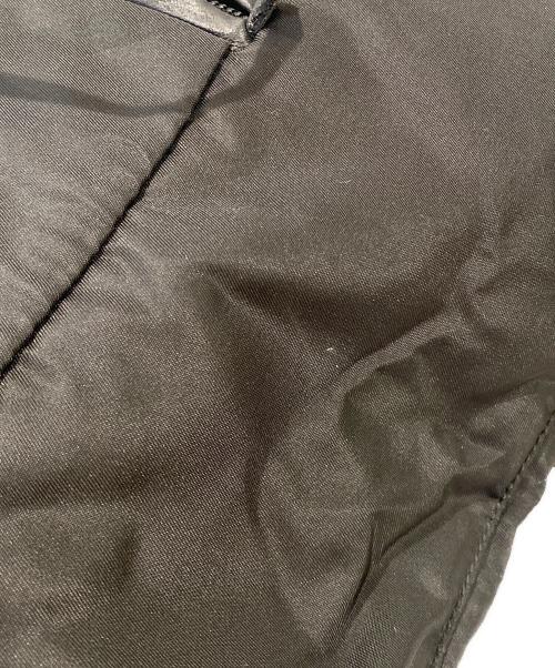 PRADA（プラダ）PRADA (プラダ) 三角プレート ナイロントートバッグ ブラックの古着・服飾アイテム