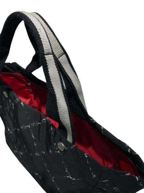 CHANEL（シャネル）CHANEL (シャネル) 旧トラベルライン ナイロントートバッグ ブラック サイズ:MMの古着・服飾アイテム