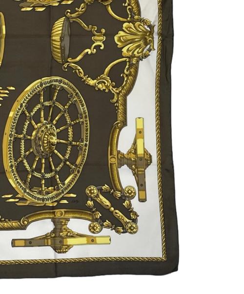 HERMES（エルメス）HERMES (エルメス) カレ90《Roues de Canon（大砲の車輪） ブラウン サイズ:90の古着・服飾アイテム
