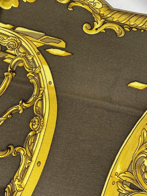 HERMES（エルメス）HERMES (エルメス) カレ90《Roues de Canon（大砲の車輪） ブラウン サイズ:90の古着・服飾アイテム