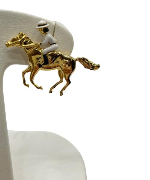 CHANEL（シャネル）CHANEL (シャネル) 馬モチーフ ココマークピアス ゴールドの古着・服飾アイテム