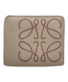LOEWE（ロエベ）の古着「アナグラム ジップウォレット」｜ベージュ×ブラウン