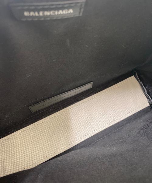 BALENCIAGA（バレンシアガ）BALENCIAGA (バレンシアガ) NAVY CABAS XS アイボリー×ブラック サイズ:XSの古着・服飾アイテム