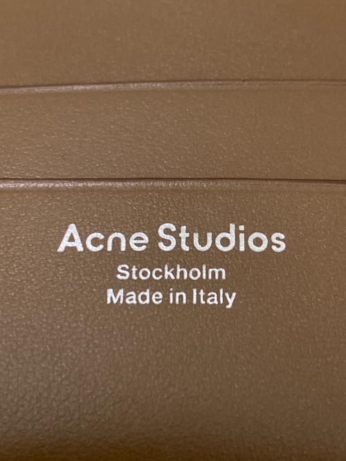 Acne studios（アクネ ストゥディオズ）Acne studios (アクネ ストゥディオズ) カードケース ブラウンの古着・服飾アイテム