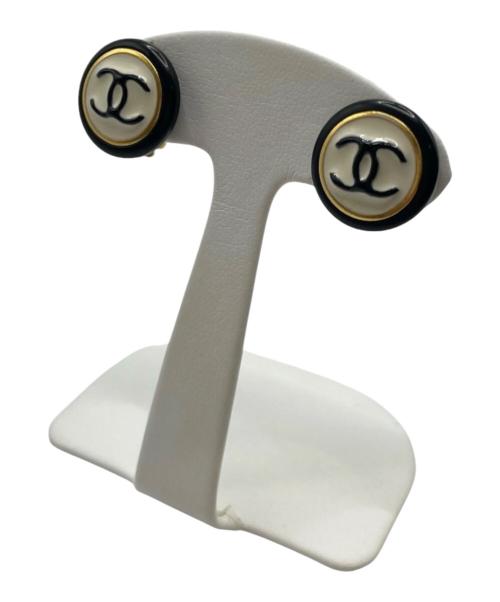 CHANEL（シャネル）CHANEL (シャネル) ココマークイヤリング ブラック×ホワイトの古着・服飾アイテム