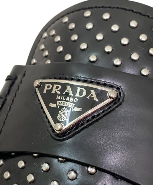 PRADA（プラダ）PRADA (プラダ) スタッズブラッシュドレザーミュール ブラック サイズ:39の古着・服飾アイテム
