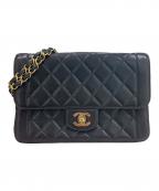 CHANELシャネル）の古着「マトラッセ23/Wフラップチェーンショルダーバッグ」｜ブラック