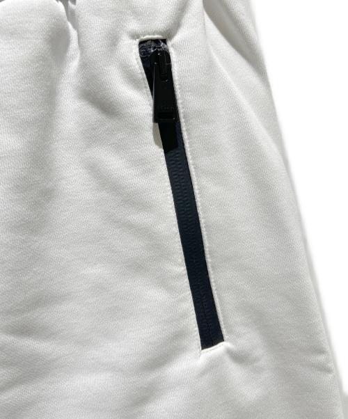 FENDI（フェンディ）FENDI (フェンディ) FF切替ハーフパンツ/FAB656 ホワイト サイズ:Sの古着・服飾アイテム