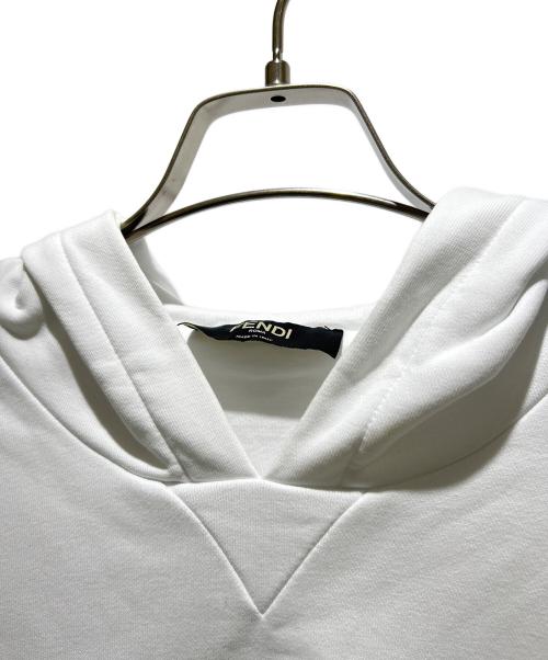 FENDI（フェンディ）FENDI (フェンディ) ズッカ切り替え フーディ パーカー/FAF681 ホワイト サイズ:Mの古着・服飾アイテム