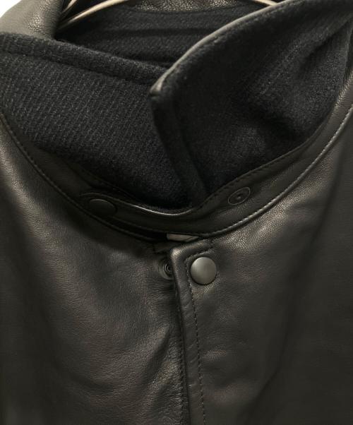 COMOLI（コモリ）COMOLI (コモリ) シープスキン コーチジャケット ブラック サイズ:Mの古着・服飾アイテム