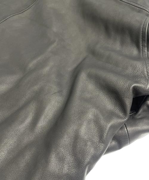 COMOLI（コモリ）COMOLI (コモリ) シープスキン コーチジャケット ブラック サイズ:Mの古着・服飾アイテム