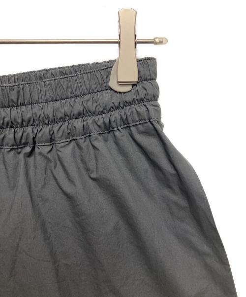 toogood（トゥーグッド）toogood (トゥーグッド) THE DIVER SHORT/ナイロンショートパンツ グレー サイズ:Mの古着・服飾アイテム