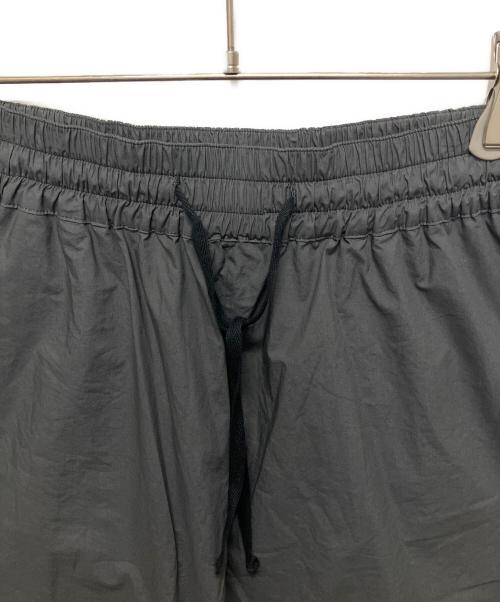 toogood（トゥーグッド）toogood (トゥーグッド) THE DIVER SHORT/ナイロンショートパンツ グレー サイズ:Mの古着・服飾アイテム