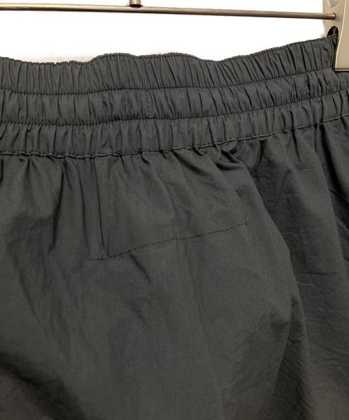 toogood（トゥーグッド）toogood (トゥーグッド) THE DIVER SHORT/ナイロンショートパンツ グレー サイズ:Mの古着・服飾アイテム