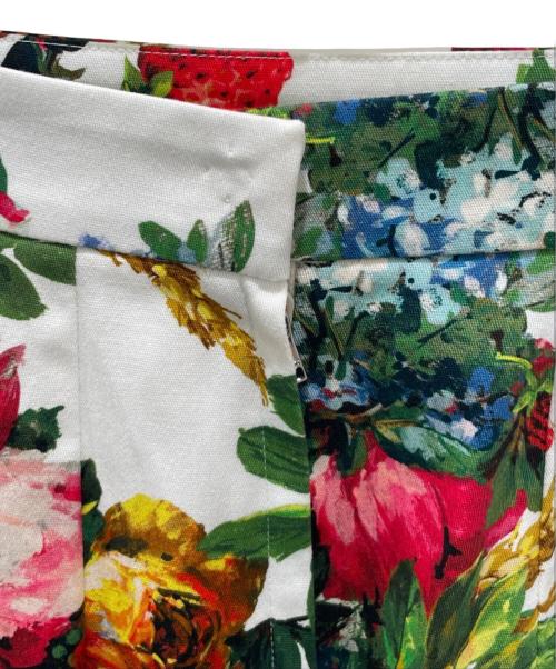 DOLCE & GABBANA（ドルチェ＆ガッバーナ）DOLCE & GABBANA (ドルチェ＆ガッバーナ) 花柄スカート ホワイト サイズ:36の古着・服飾アイテム
