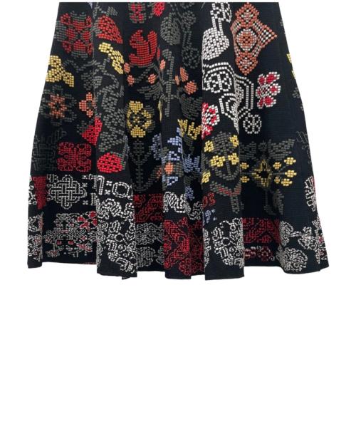 ALEXANDER McQUEEN（アレキサンダーマックイーン）ALEXANDER McQUEEN (アレキサンダーマックイーン) 刺繍デザインニットスカート ブラック サイズ:XSの古着・服飾アイテム