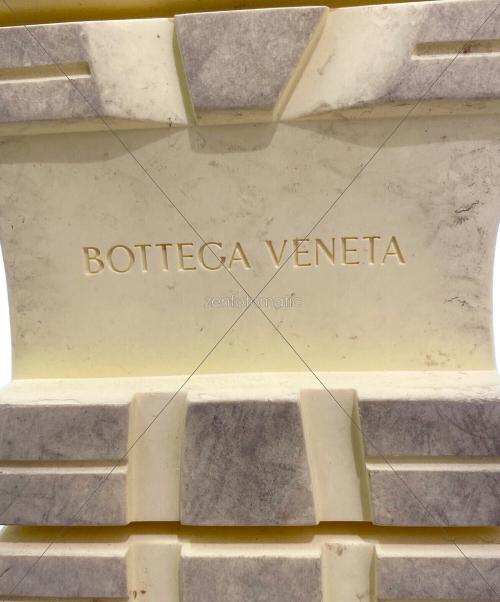 BOTTEGA VENETA（ボッテガベネタ）BOTTEGA VENETA (ボッテガベネタ) サイドゴアブーツ ブラック×イエロー サイズ:35の古着・服飾アイテム