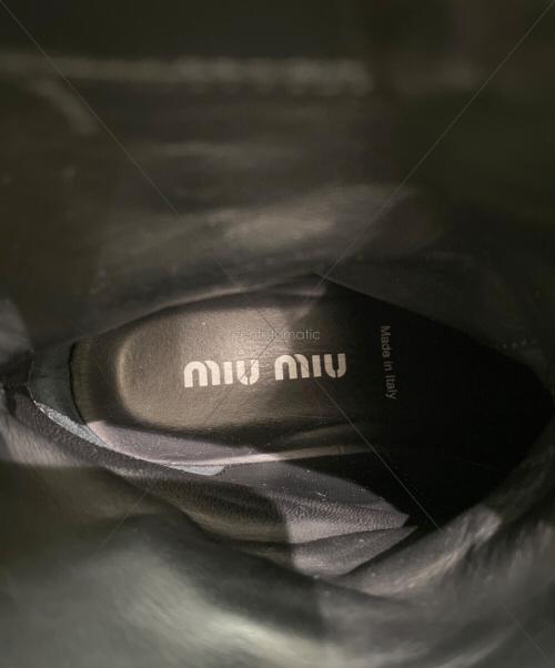 MIU MIU（ミュウミュウ）MIU MIU (ミュウミュウ) レザーバイカーブーツ ブラック サイズ:35の古着・服飾アイテム