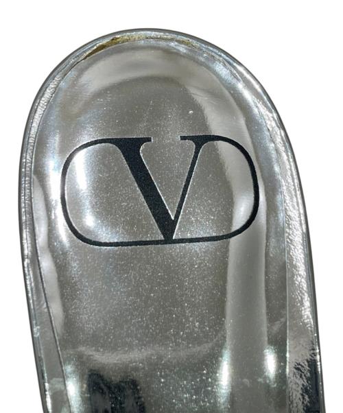 VALENTINO GARAVANI（ヴァレンティノ・ガラヴァーニ）VALENTINO GARAVANI (ヴァレンティノ・ガラヴァーニ) ANKLE STRAPヒールパンプス シルバー サイズ:37 1/2の古着・服飾アイテム