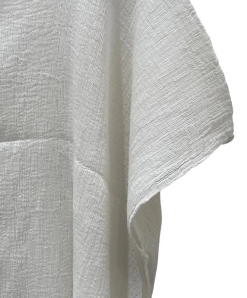 me ISSEY MIYAKE（ミーイッセイ ミヤケ）me ISSEY MIYAKE (ミーイッセイ ミヤケ) シアーブラウス ホワイト サイズ:Freeの古着・服飾アイテム