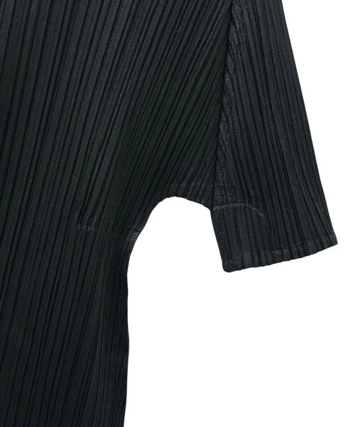 PLEATS PLEASE（プリーツプリーズ）PLEATS PLEASE (プリーツプリーズ) プリーツ半袖カットソー ブラック サイズ:3の古着・服飾アイテム