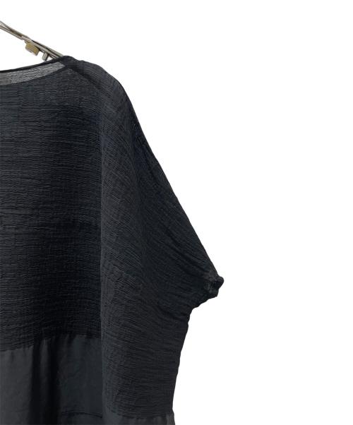 me ISSEY MIYAKE（ミーイッセイ ミヤケ）me ISSEY MIYAKE (ミーイッセイ ミヤケ) シアーブラウス ブラック サイズ:FREEの古着・服飾アイテム