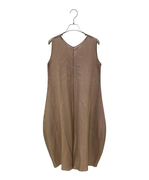 ISSEY MIYAKE（イッセイミヤケ）ISSEY MIYAKE (イッセイミヤケ) 斜めプリーツノースリーブワンピース ブラウン サイズ:2の古着・服飾アイテム