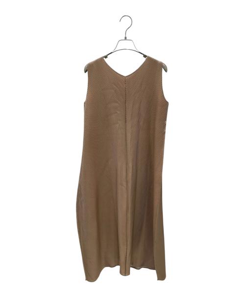 ISSEY MIYAKE（イッセイミヤケ）ISSEY MIYAKE (イッセイミヤケ) 斜めプリーツノースリーブワンピース ブラウン サイズ:2の古着・服飾アイテム
