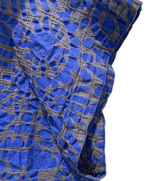 me ISSEY MIYAKE（ミーイッセイ ミヤケ）me ISSEY MIYAKE (ミーイッセイ ミヤケ) ワッシャー加工カットソー ブルー サイズ:Freeの古着・服飾アイテム