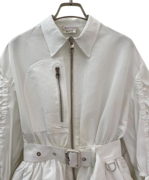 ALEXANDER McQUEEN（アレキサンダーマックイーン）ALEXANDER McQUEEN (アレキサンダーマックイーン) ジップアップワンピース ホワイト サイズ:36の古着・服飾アイテム