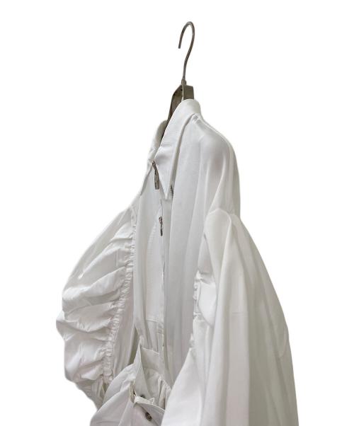 ALEXANDER McQUEEN（アレキサンダーマックイーン）ALEXANDER McQUEEN (アレキサンダーマックイーン) ジップアップワンピース ホワイト サイズ:36の古着・服飾アイテム