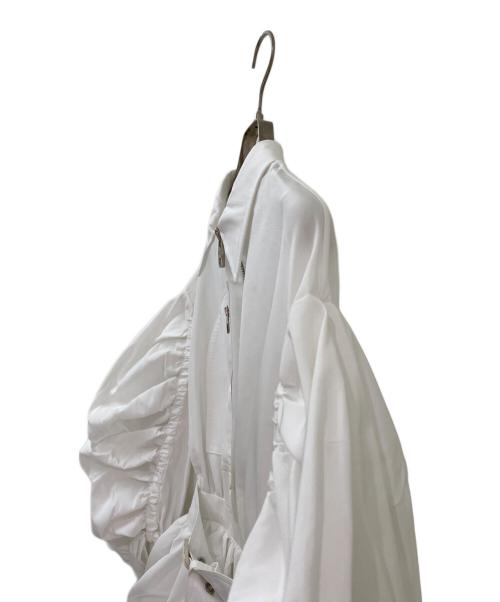 ALEXANDER McQUEEN（アレキサンダーマックイーン）ALEXANDER McQUEEN (アレキサンダーマックイーン) ジップアップワンピース ホワイト サイズ:36の古着・服飾アイテム