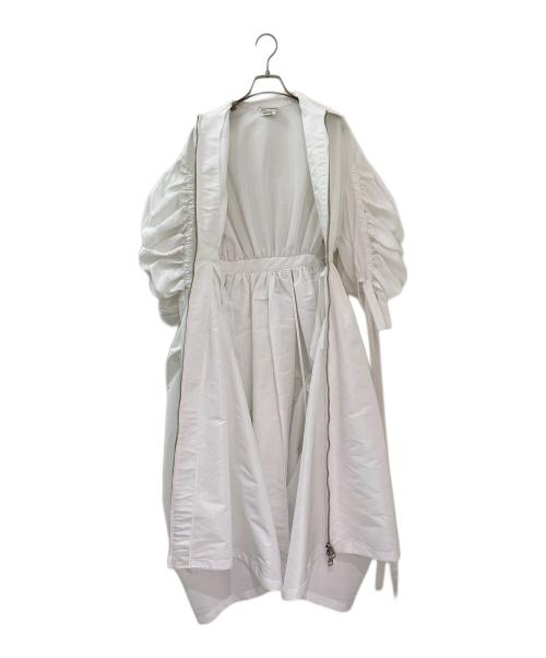 ALEXANDER McQUEEN（アレキサンダーマックイーン）ALEXANDER McQUEEN (アレキサンダーマックイーン) ジップアップワンピース ホワイト サイズ:36の古着・服飾アイテム