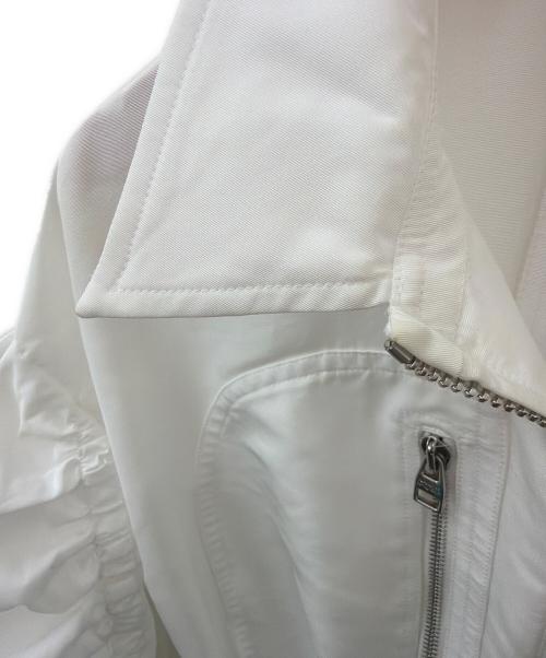 ALEXANDER McQUEEN（アレキサンダーマックイーン）ALEXANDER McQUEEN (アレキサンダーマックイーン) ジップアップワンピース ホワイト サイズ:36の古着・服飾アイテム