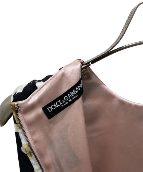 DOLCE & GABBANA（ドルチェ＆ガッバーナ）DOLCE & GABBANA (ドルチェ＆ガッバーナ) 花柄ノースリーブワンピース マルチカラー サイズ:40の古着・服飾アイテム