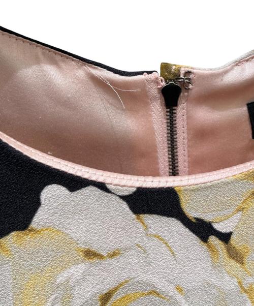 DOLCE & GABBANA（ドルチェ＆ガッバーナ）DOLCE & GABBANA (ドルチェ＆ガッバーナ) 花柄ノースリーブワンピース マルチカラー サイズ:40の古着・服飾アイテム