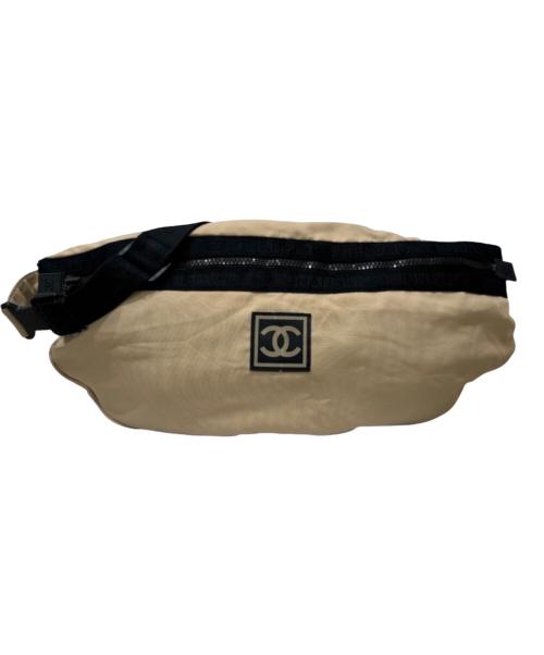 CHANEL（シャネル）CHANEL (シャネル) CC ココマーク ロゴ バナナバッグ ベージュの古着・服飾アイテム