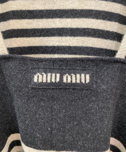 MIU MIU（ミュウミュウ）MIU MIU (ミュウミュウ) ストライプロゴ刺繍カシミア混タンクトップ ブラック サイズ:38 未使用品の古着・服飾アイテム