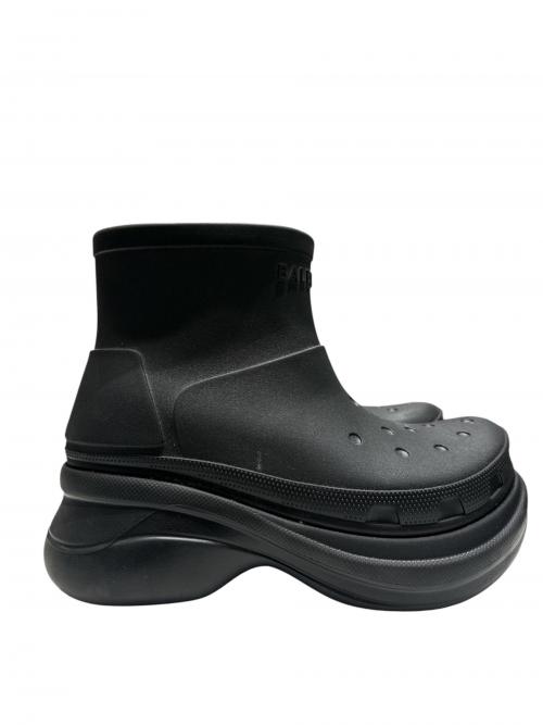 BALENCIAGA（バレンシアガ）BALENCIAGA (バレンシアガ) crocs (クロックス) クロックスアンクルブーツ ブラック サイズ:42の古着・服飾アイテム
