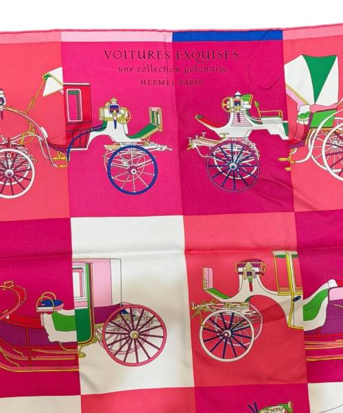 HERMES（エルメス）HERMES (エルメス) カレ90《VOITURES EXQUISES（精巧な馬車》 ショッキングピンク 未使用品の古着・服飾アイテム