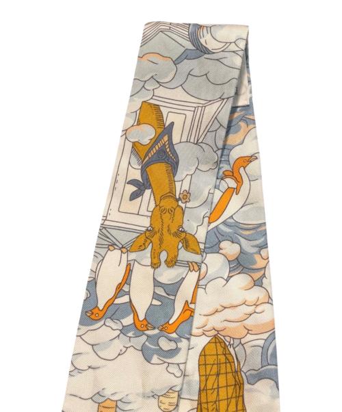 HERMES（エルメス）HERMES (エルメス) ツイリー/SUR MON NUAGE（私の雲） アイボリーの古着・服飾アイテム