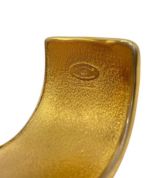 CHANEL（シャネル）CHANEL (シャネル) ココマーク チェーンデザイン バングル ゴールドの古着・服飾アイテム