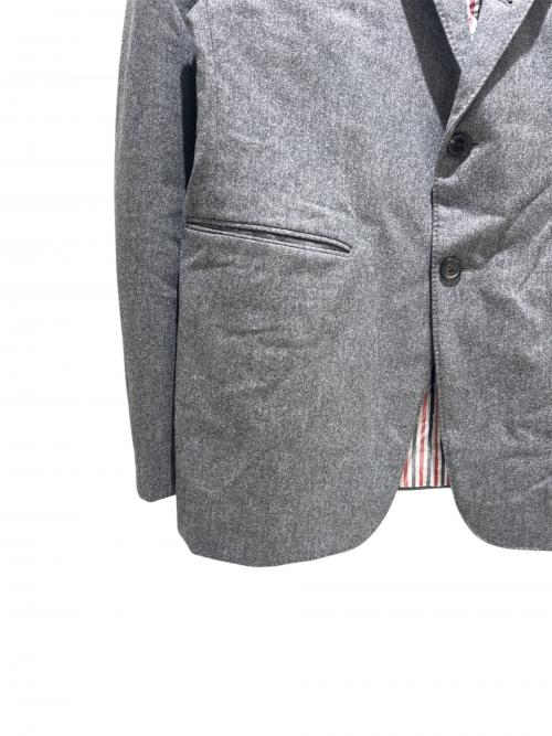 Thom Browne（トムブラウン）Thom Browne (トムブラウン) 平織り4-BARクラシックスポーツコート/MJC001A ライトグレー サイズ:3の古着・服飾アイテム