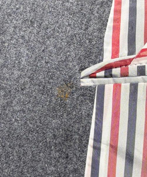 Thom Browne（トムブラウン）Thom Browne (トムブラウン) 平織り4-BARクラシックスポーツコート/MJC001A ライトグレー サイズ:3の古着・服飾アイテム
