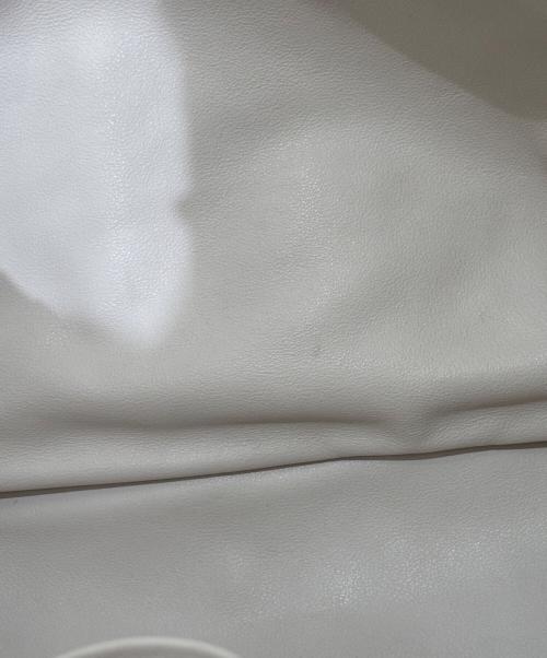 BOTTEGA VENETA（ボッテガベネタ）BOTTEGA VENETA (ボッテガベネタ) イントレチャートハンドバッグ ホワイトの古着・服飾アイテム