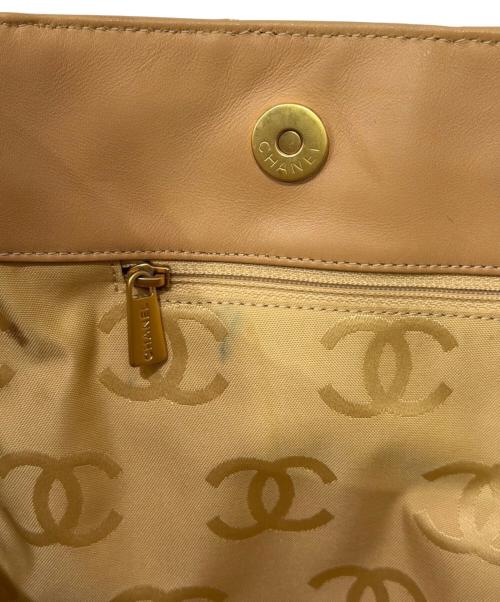 CHANEL（シャネル）CHANEL (シャネル) ワイルドステッチココマークトートバッグ ベージュ サイズ:-の古着・服飾アイテム