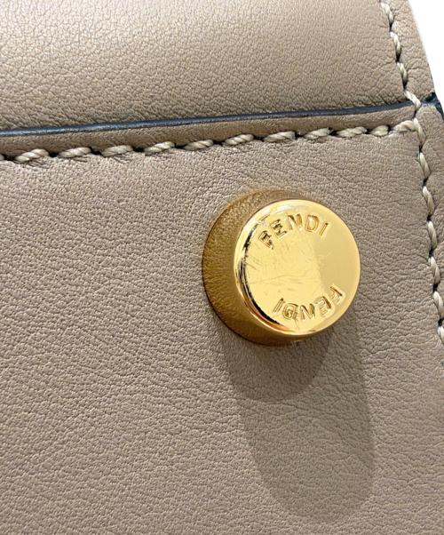 FENDI（フェンディ）FENDI (フェンディ) ピーカブー エッセンシャリー ライトグレーの古着・服飾アイテム