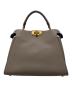 FENDI (フェンディ) ピーカブー エッセンシャリー ライトグレー：220000円