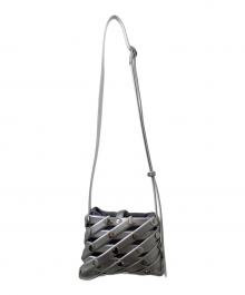 ISSEY MIYAKE（イッセイミヤケ）の古着「SPIRAL GRID ショルダーバッグ」｜グレー